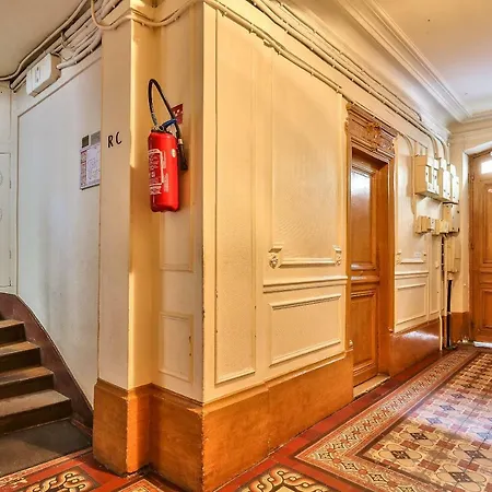 For 3 In Folie Mericourt *11th* Appartamento